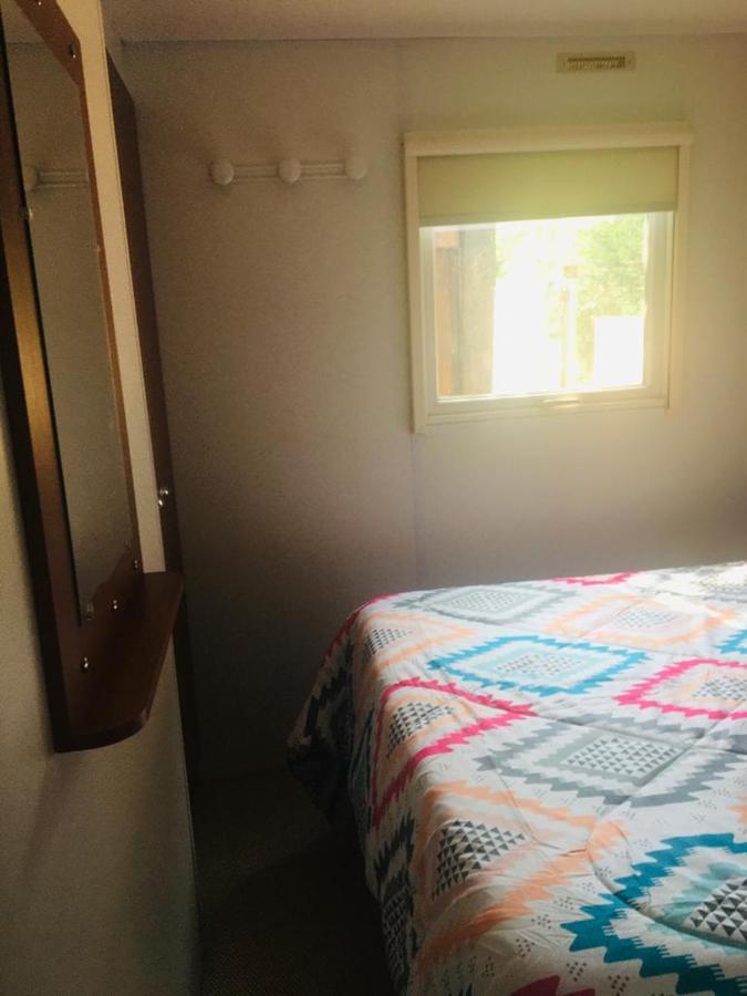 Mobil-Home Sur Terrain Prive Serignan Ngoại thất bức ảnh
